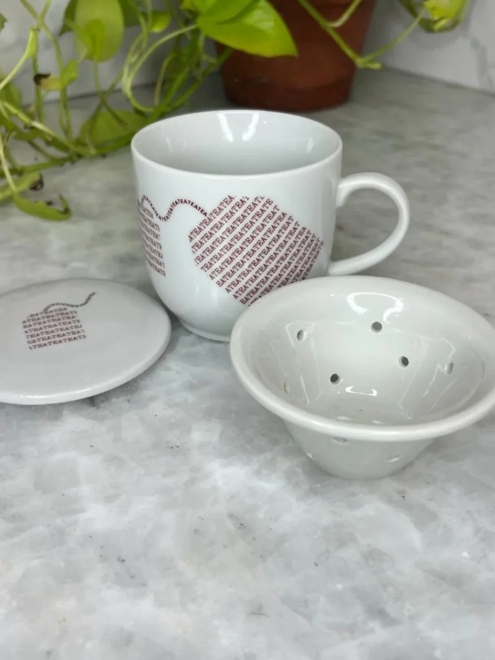 Vintage Toscany Collection Japan Tea Infuser Mug with Lid Loose Leaf Steeper Cup